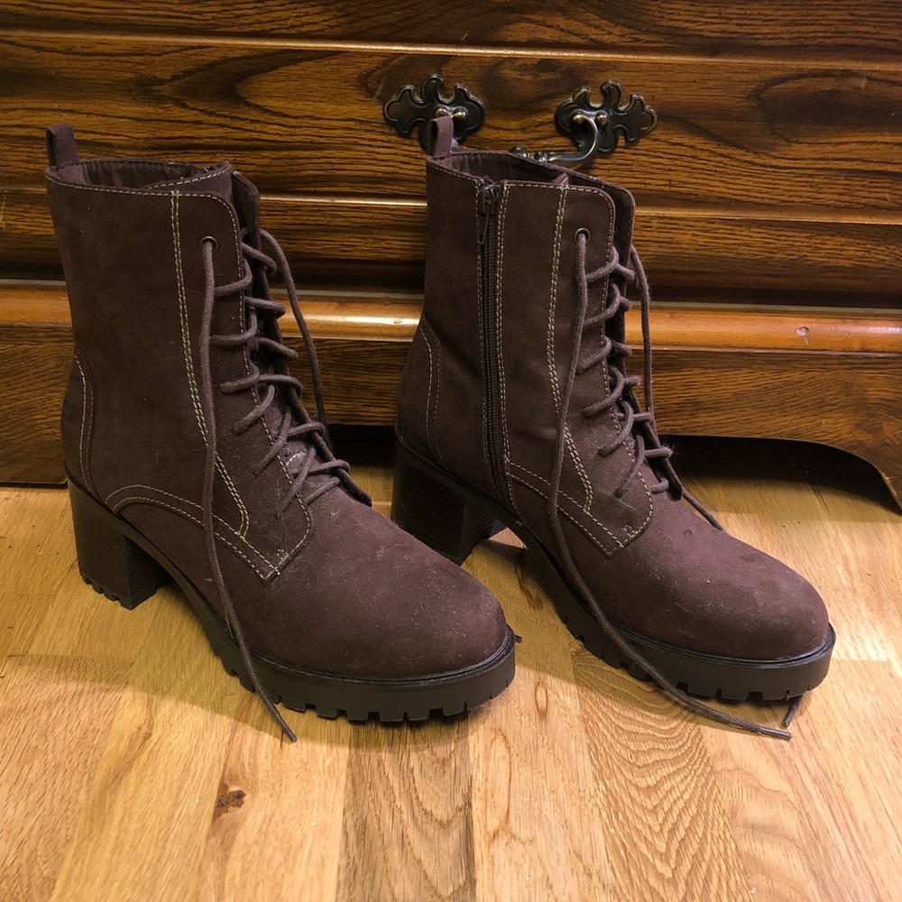 Women’s size 10 heeled combat boots